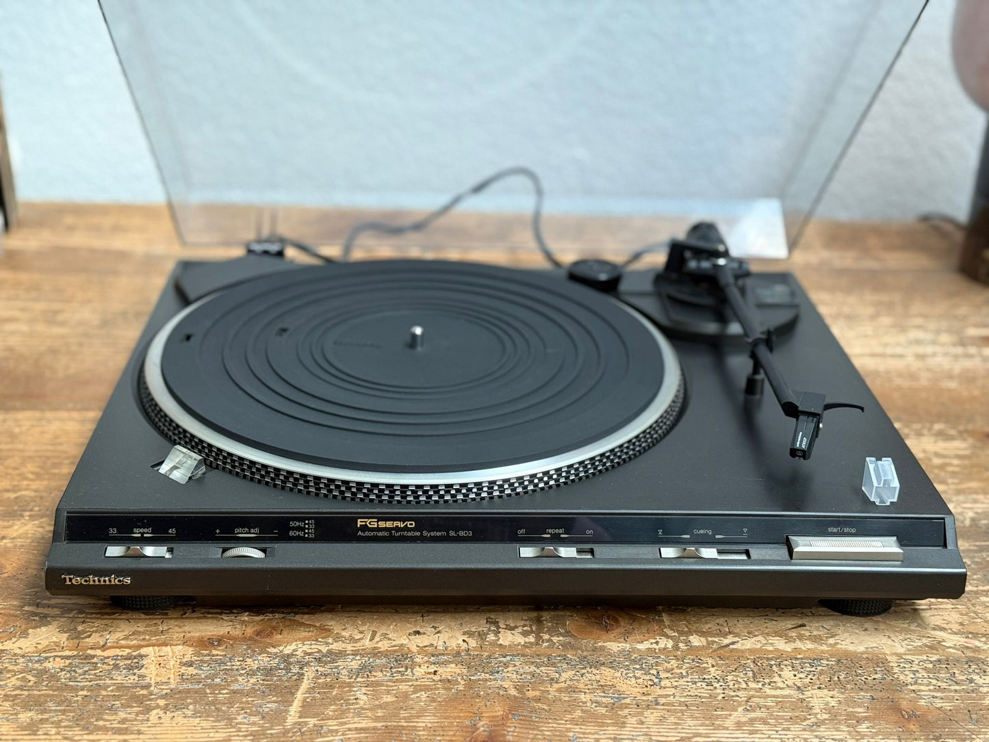 Set „80s Super Black“ – Technics SU-500 • Technics SL BD3 • MB Quart 220